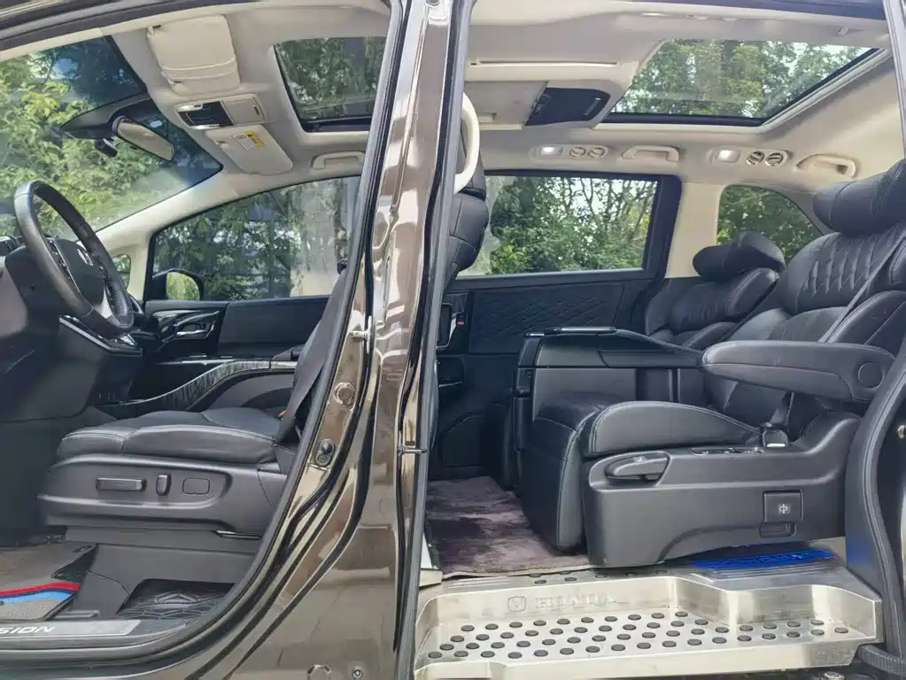 Honda Elysion — миниатюра 12