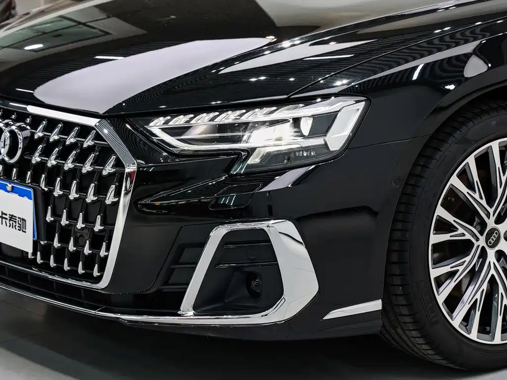 Audi A8 — миниатюра 8