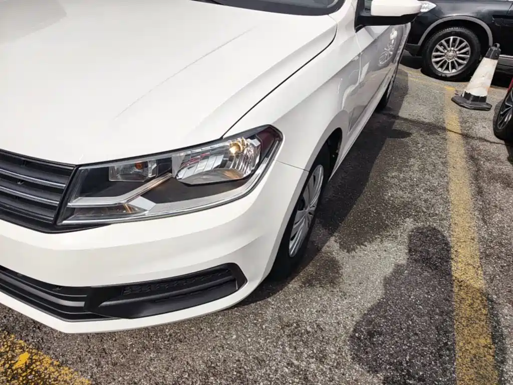 Volkswagen Santana — миниатюра 24
