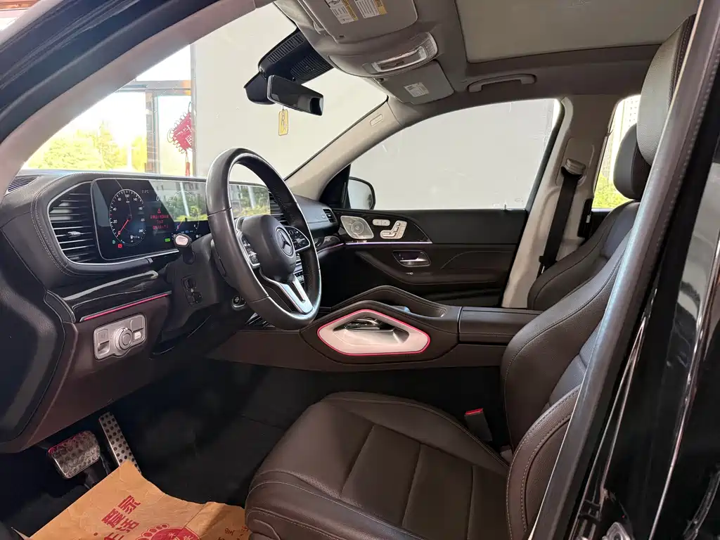 Mercedes-Benz GLS — миниатюра 7