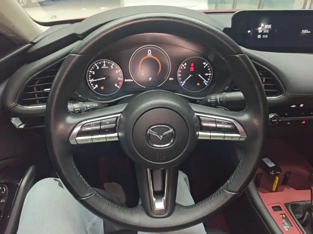 Mazda 3 Axela — миниатюра 11