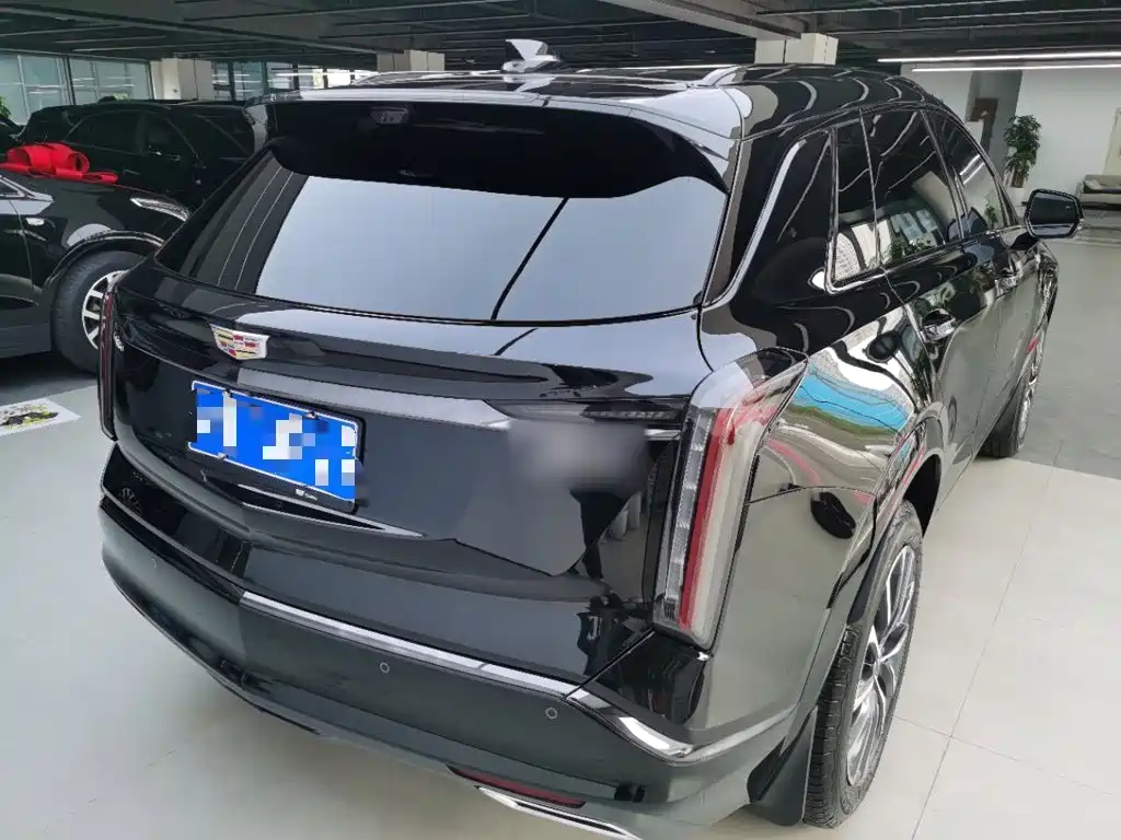 Cadillac XT5 — миниатюра 8