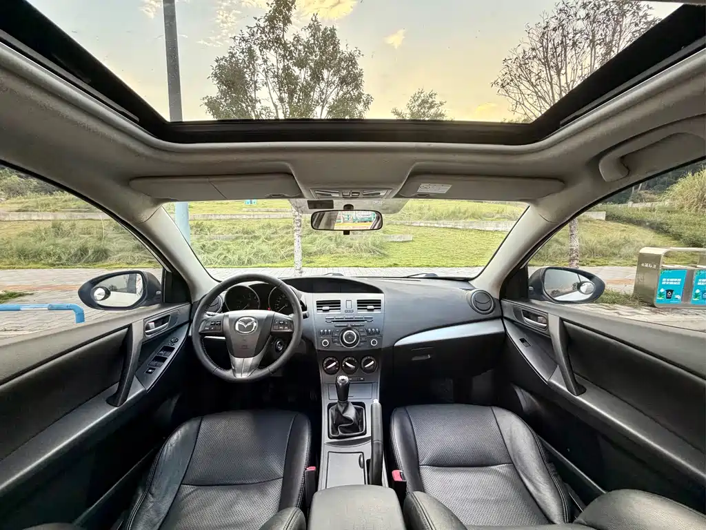 Mazda 3 Xingcheng — миниатюра 23