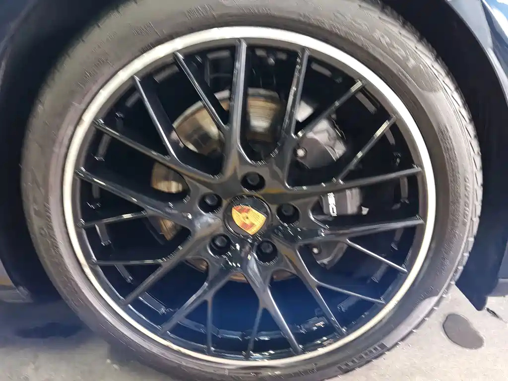 Porsche Panamera — миниатюра 7