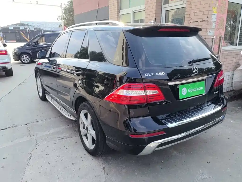 Mercedes-Benz M-Class — миниатюра 5
