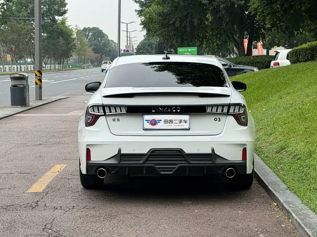 Lynk & Co 03 — миниатюра 5