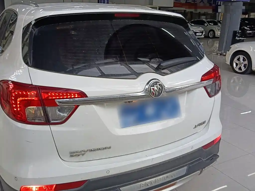 Buick Envision Plus — миниатюра 6