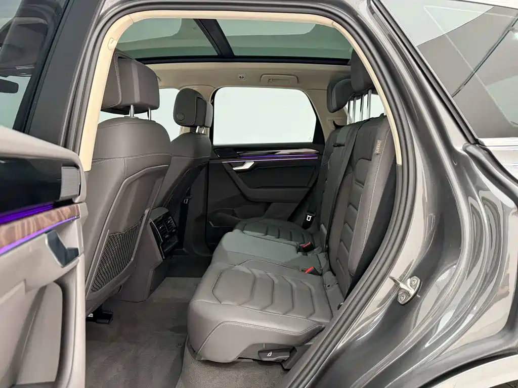 Volkswagen Touareg — миниатюра 19