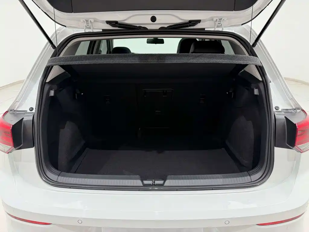 Volkswagen Golf — миниатюра 26
