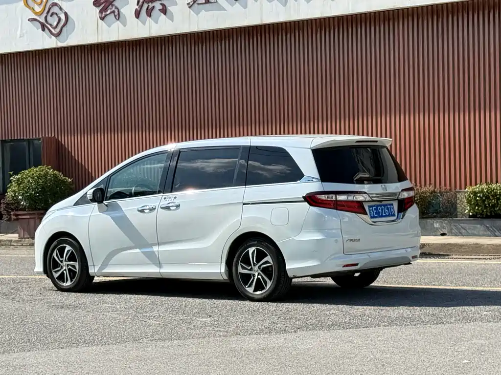 Honda Odyssey — миниатюра 5