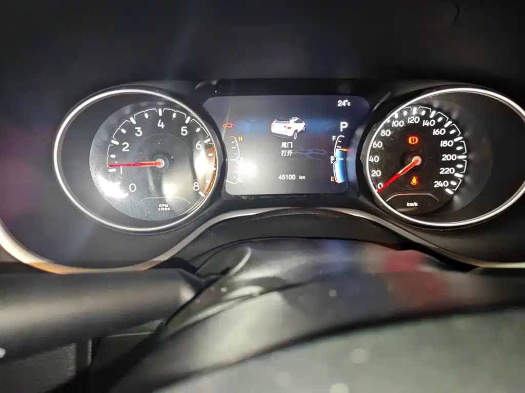 Jeep Compass — миниатюра 8