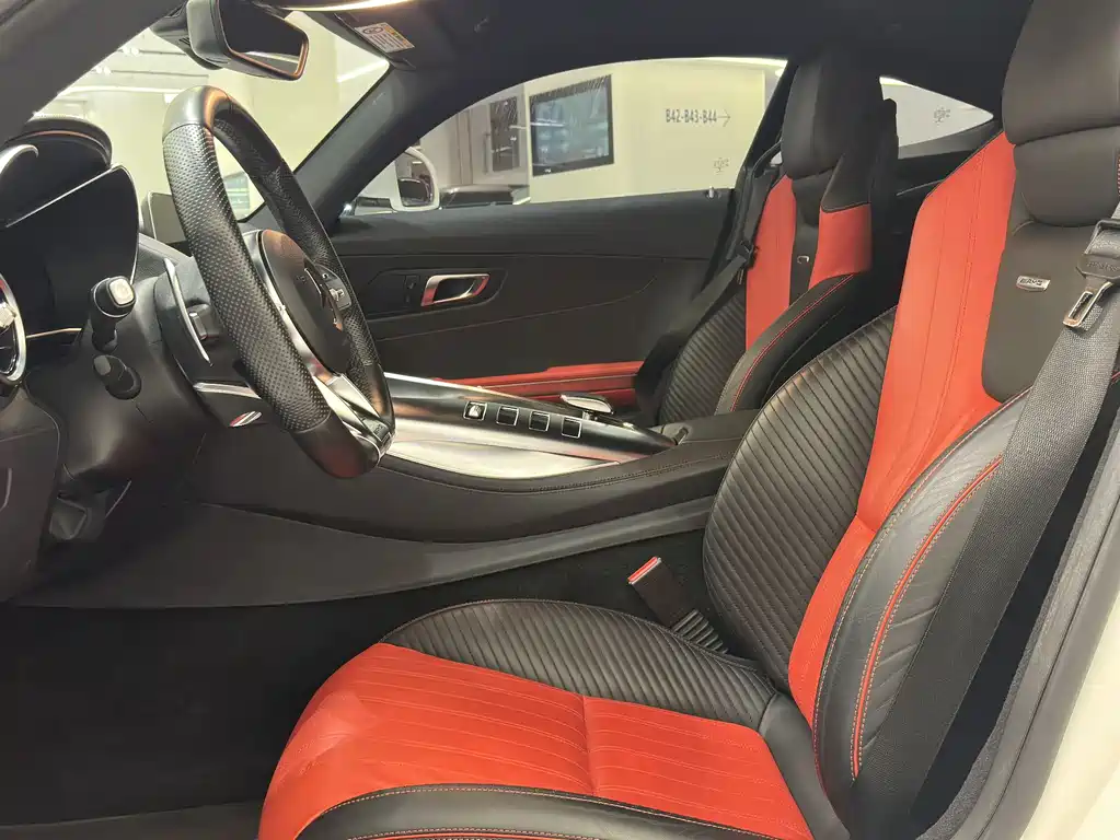 MERCEDES-BENZ AMG GT