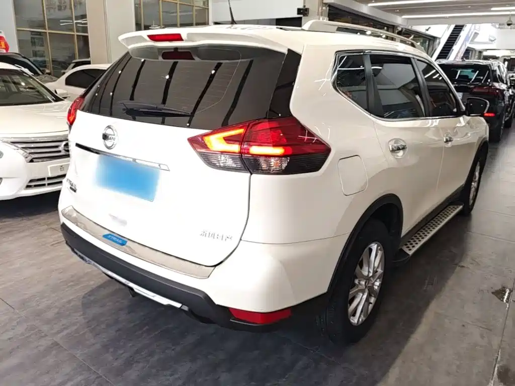 Nissan X-Trail — миниатюра 7