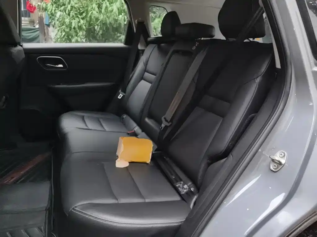 Nissan X-Trail — миниатюра 13