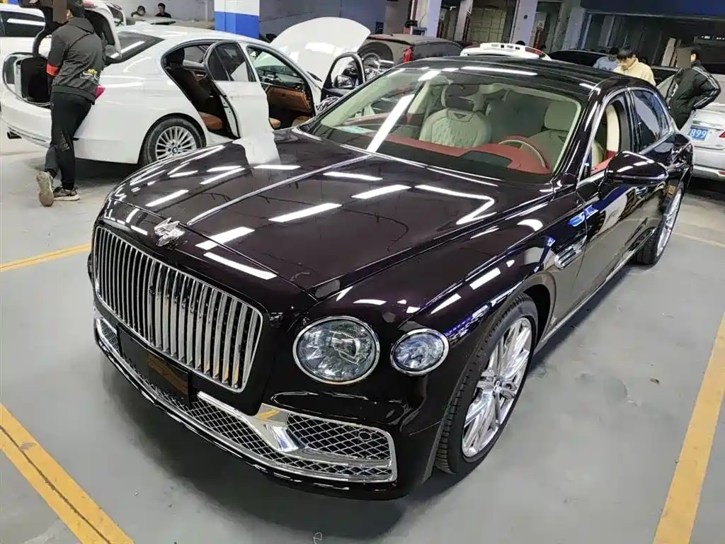 Bentley Flying Spur 2023