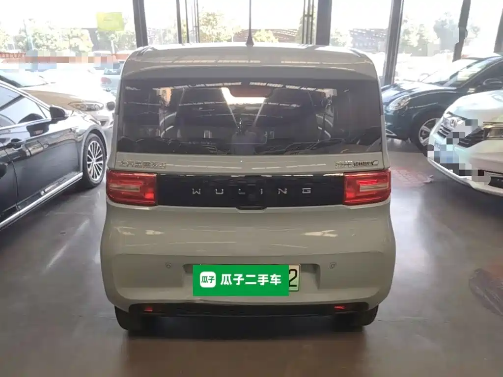 Wuling MINIEV — миниатюра 6