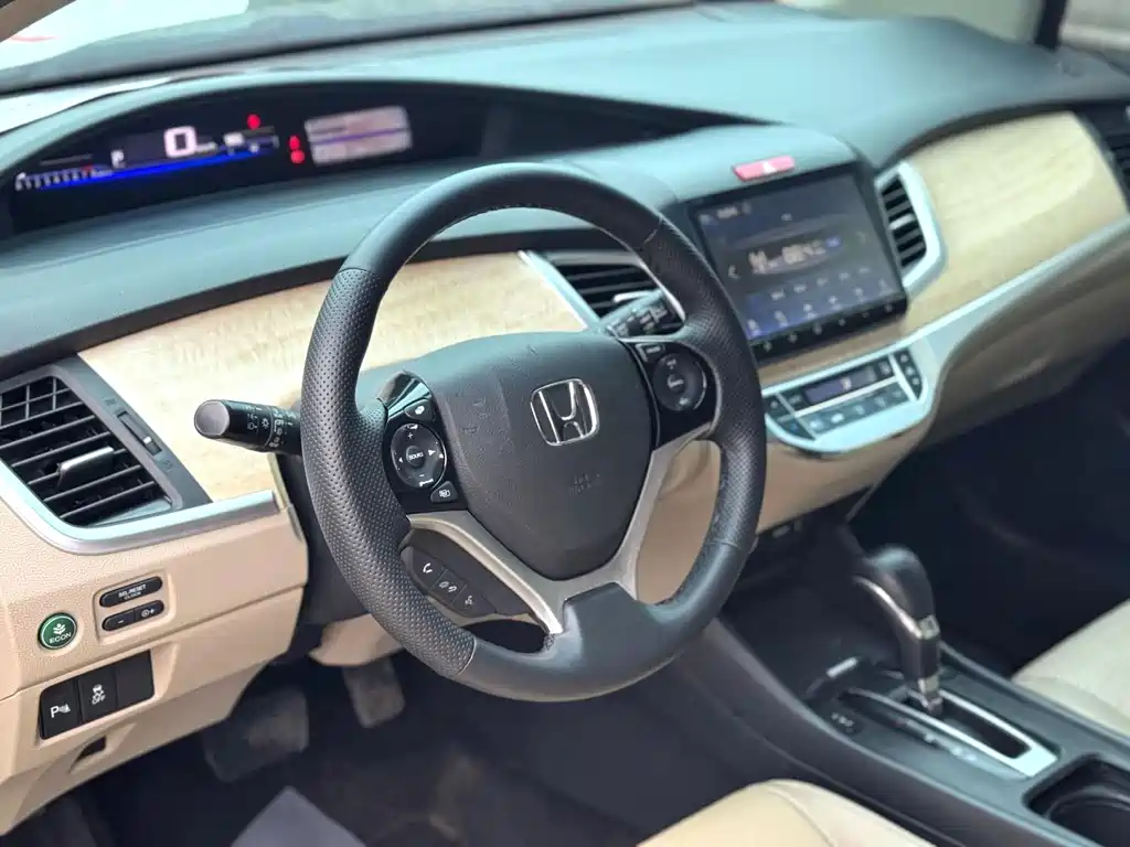 Honda Jade — миниатюра 11