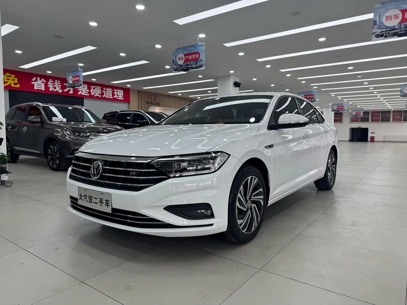 Volkswagen Sagitar