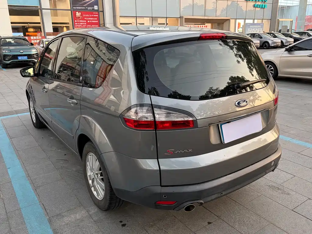 Ford S-MAX 2.3L 7 seats Luxury Type, фото 6