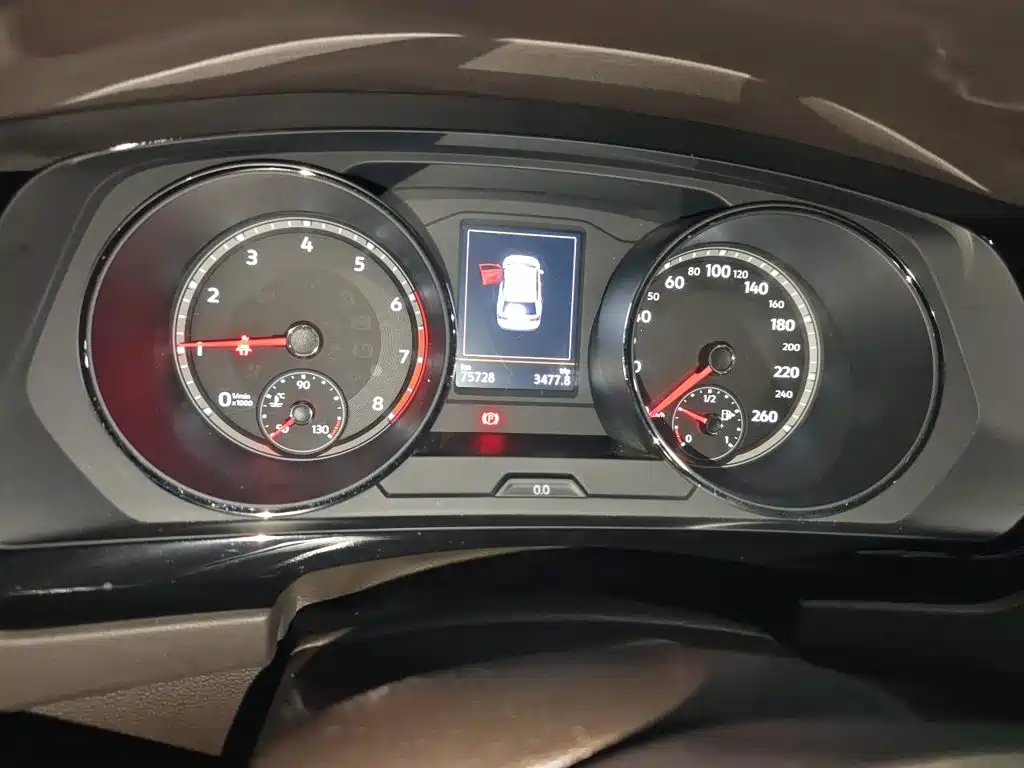 Volkswagen Tiguan L — миниатюра 13