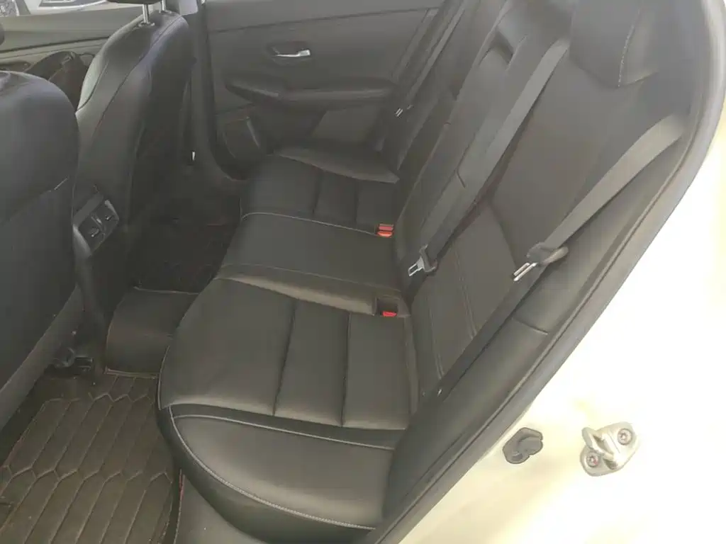 Nissan Sylphy — миниатюра 17