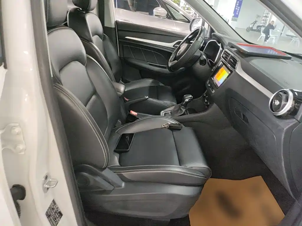 MG ZS — миниатюра 25