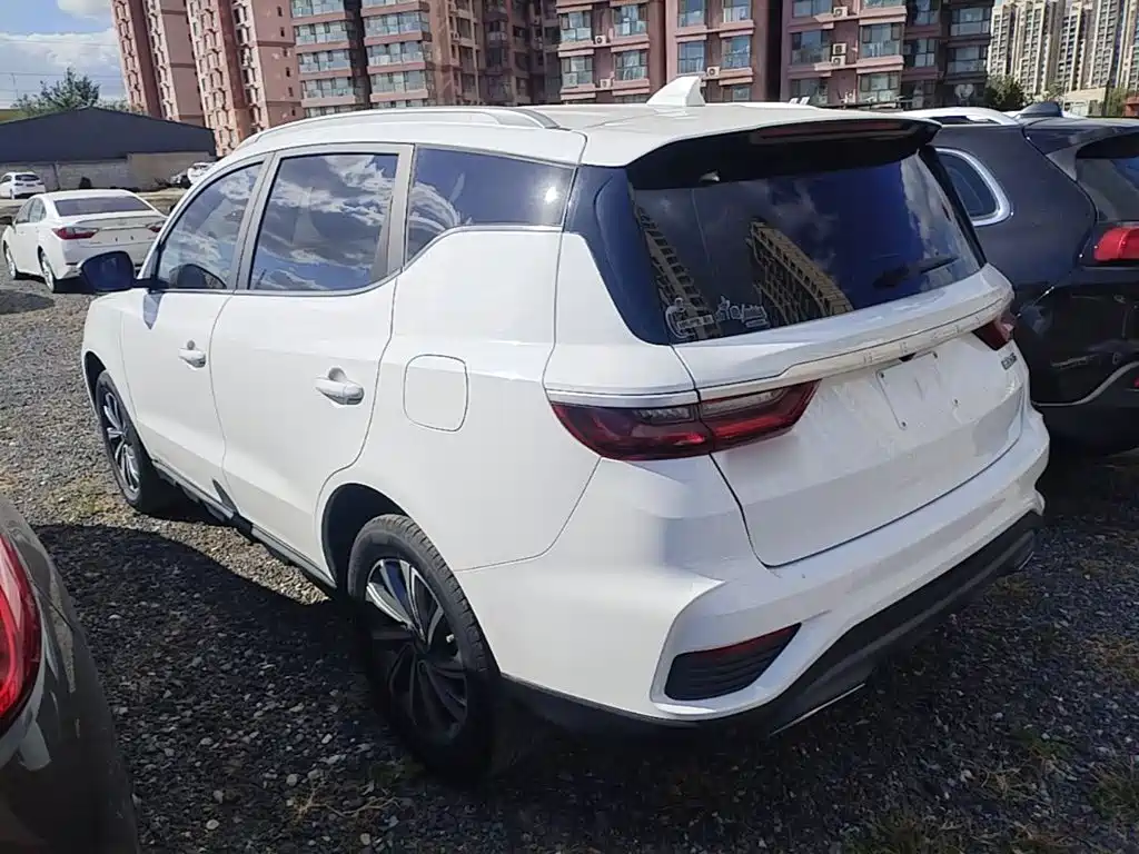 Geely Vision X6 — миниатюра 5