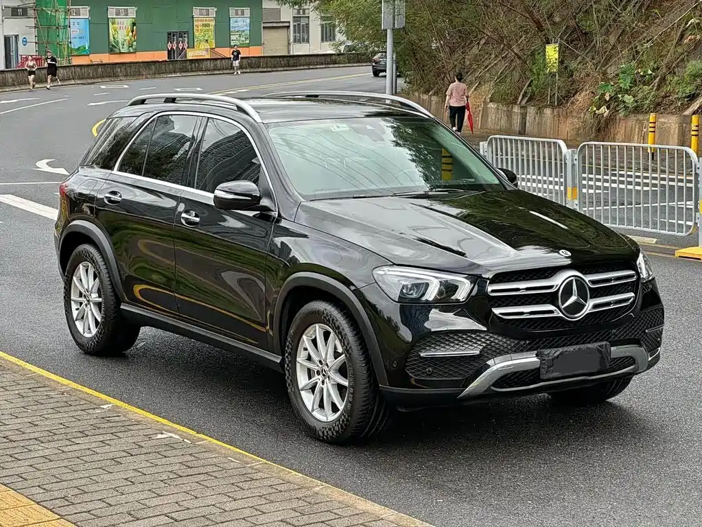 Mercedes-Benz GLE (Import) — миниатюра 3