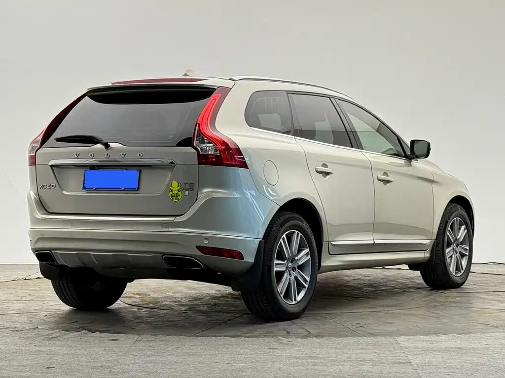 Volvo XC60 — миниатюра 6