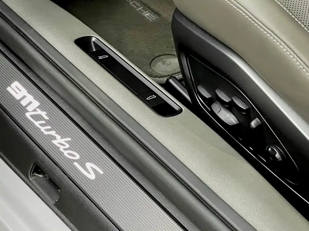 Porsche 911 — миниатюра 13