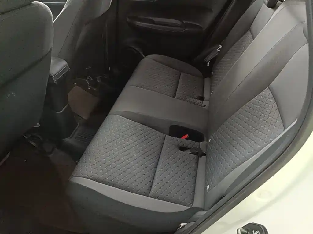 Honda Fit — миниатюра 17