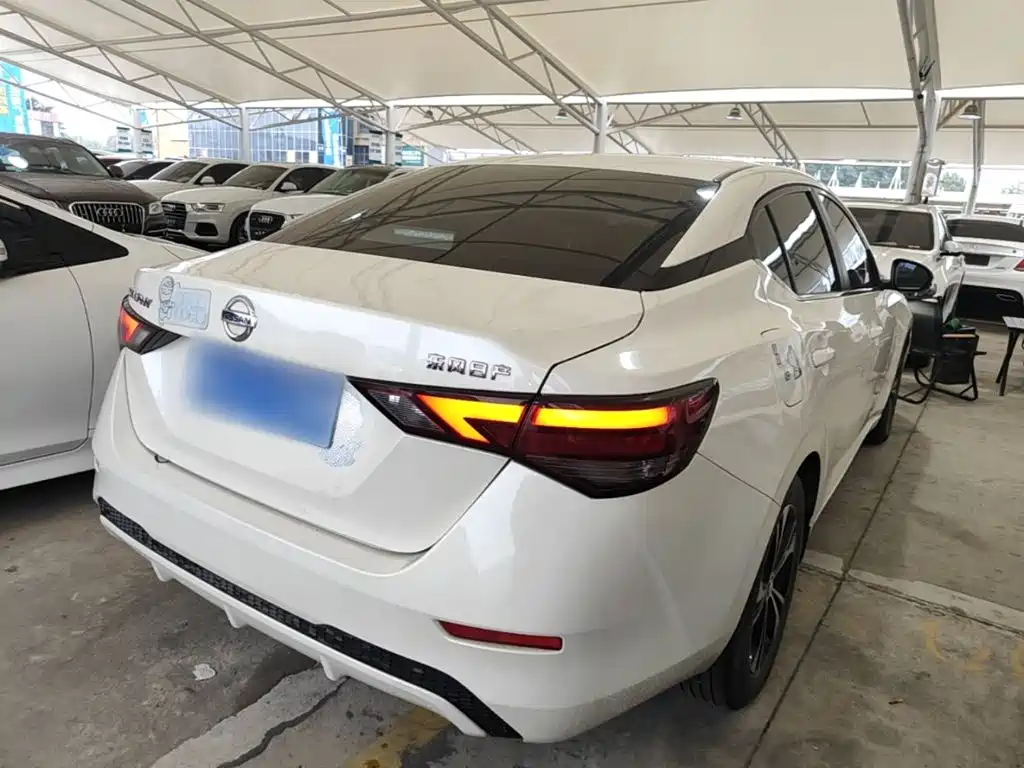 Nissan Sylphy — миниатюра 7