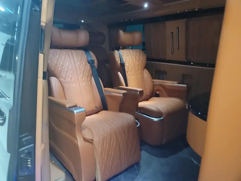 Volkswagen Caravelle — миниатюра 6