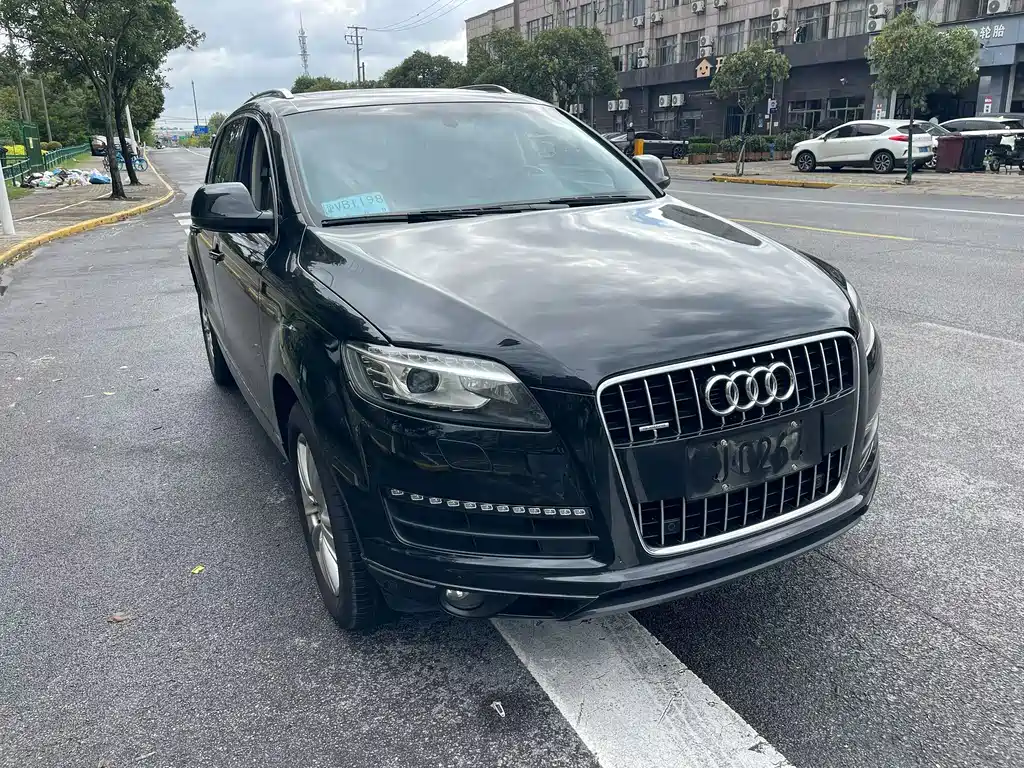 Audi Q7 — миниатюра 3