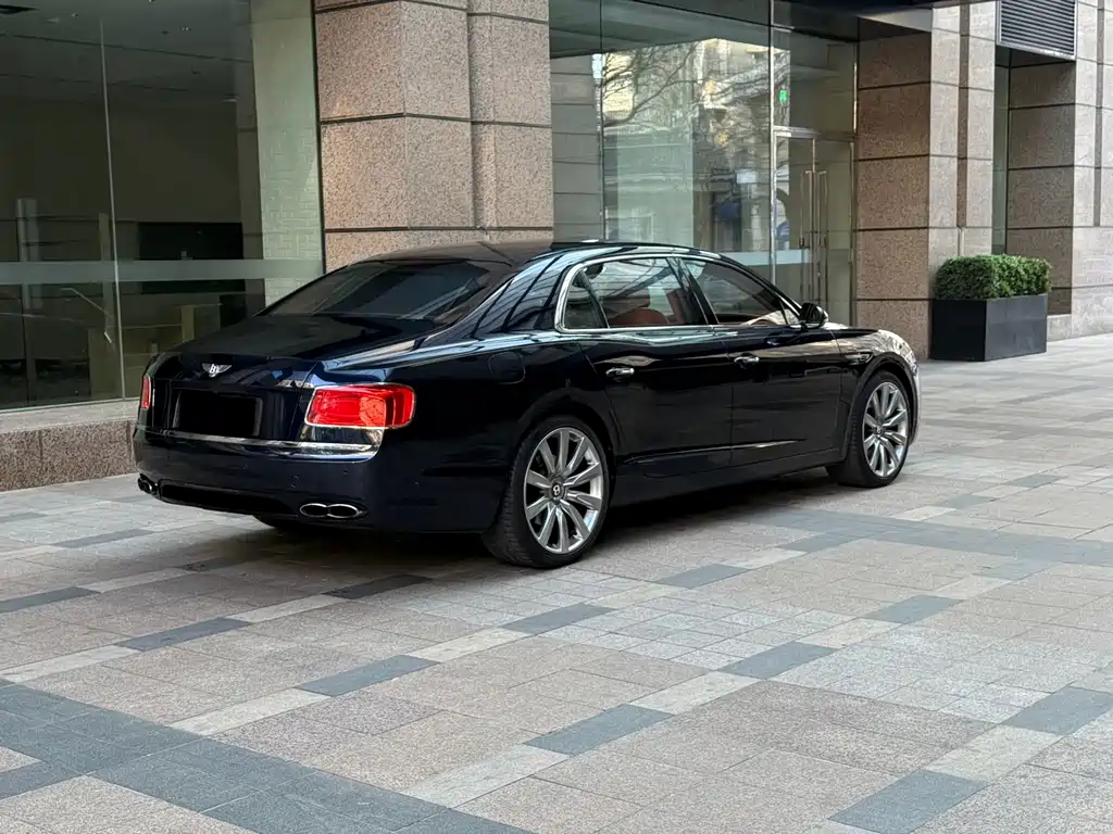 Bentley Flying Spur 2017 4.0T V8 Standard
