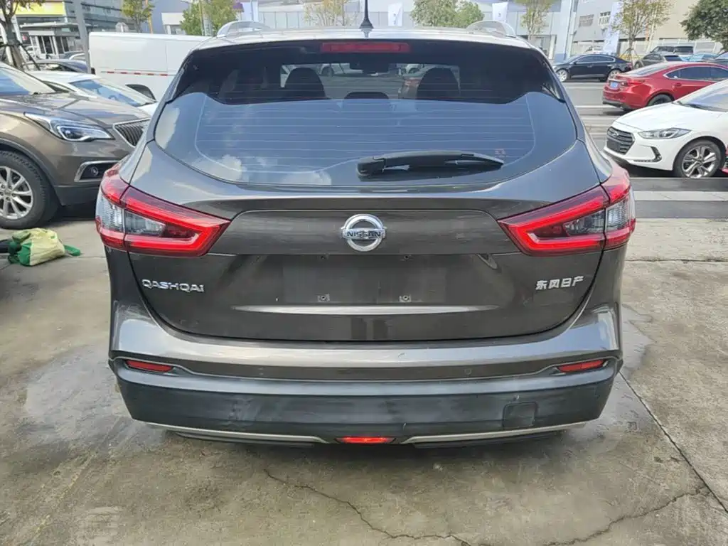 Nissan Qashqai — миниатюра 6