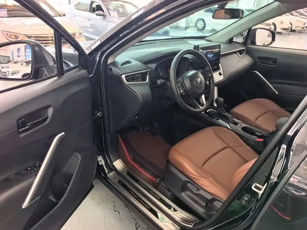 Toyota Frontlander — миниатюра 16