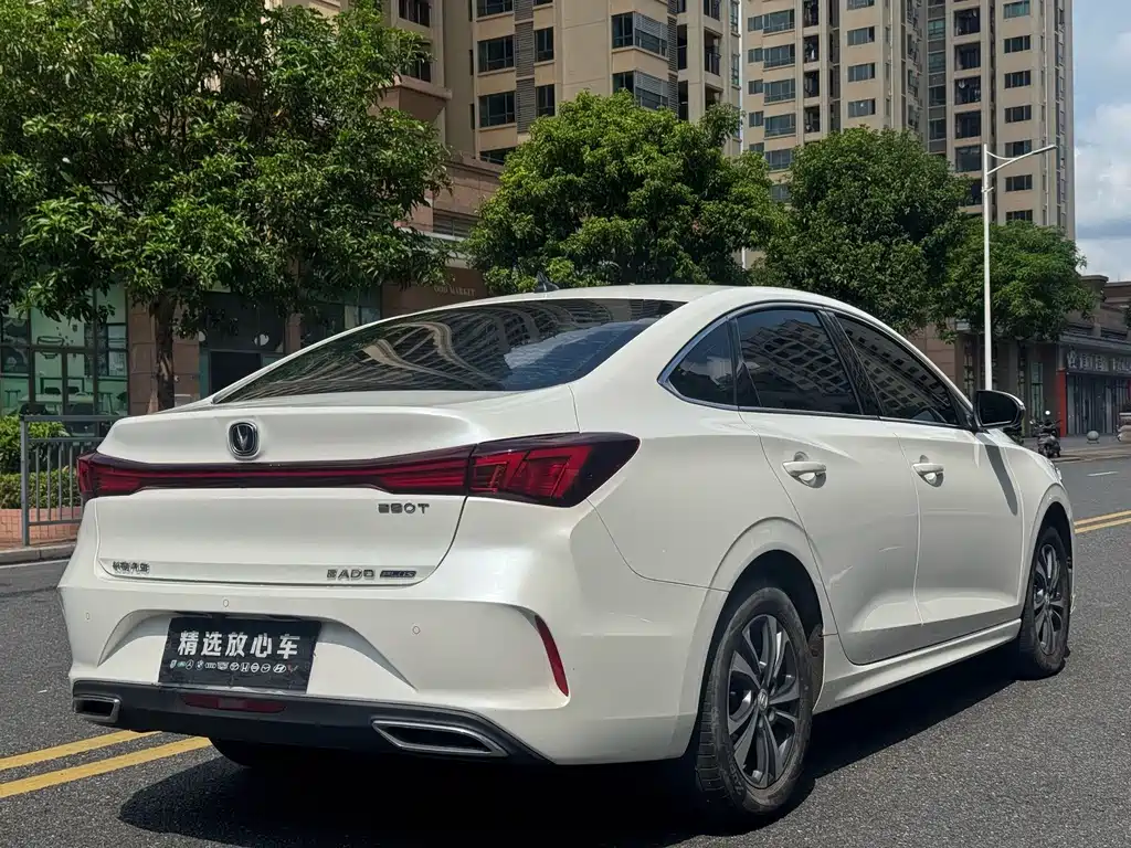 Changan Eado — миниатюра 6