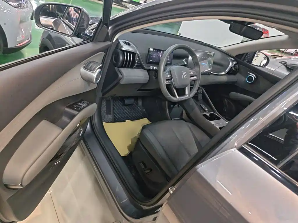 BYD Yuan Plus — миниатюра 16
