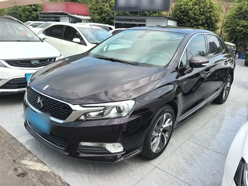 DS DS 5LS 2017