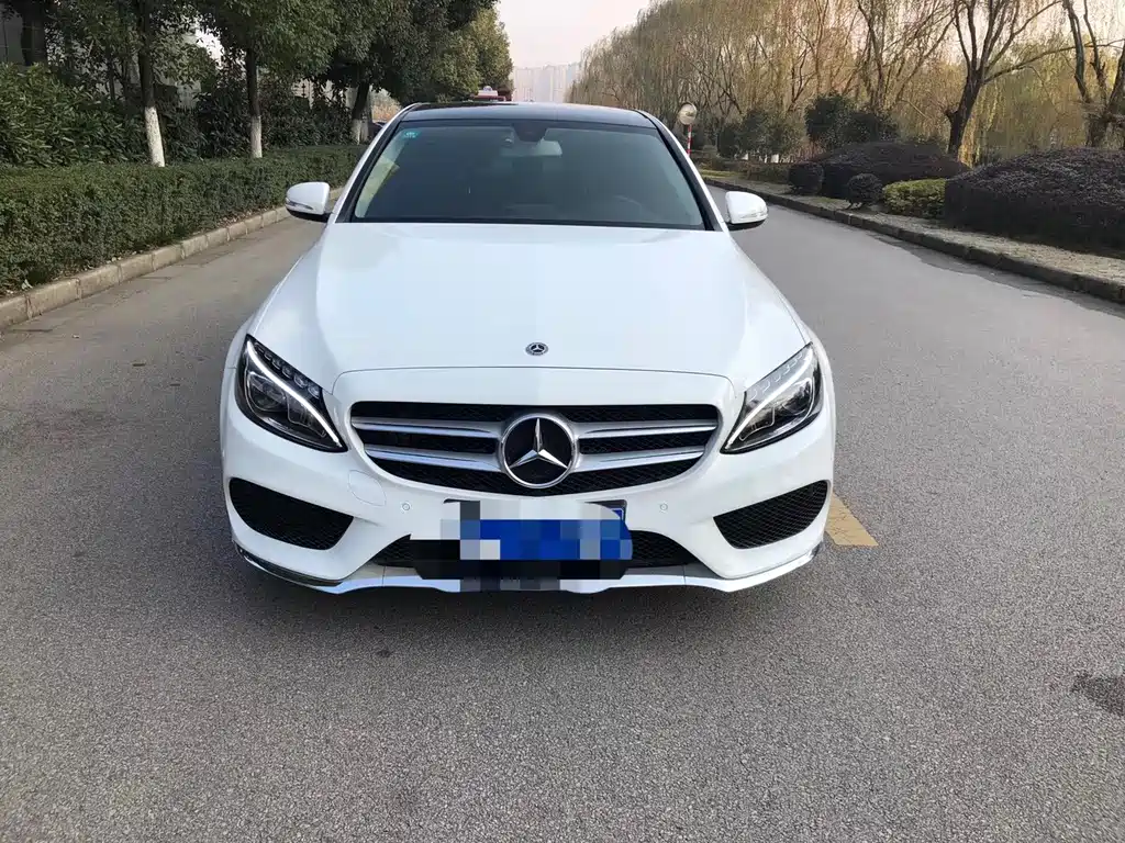 Mercedes-Benz C-Class — миниатюра 2