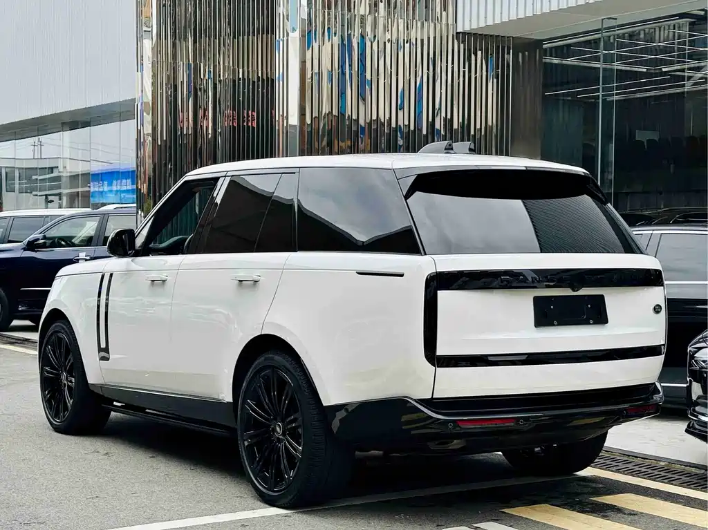 Land Rover Range Rover — миниатюра 4