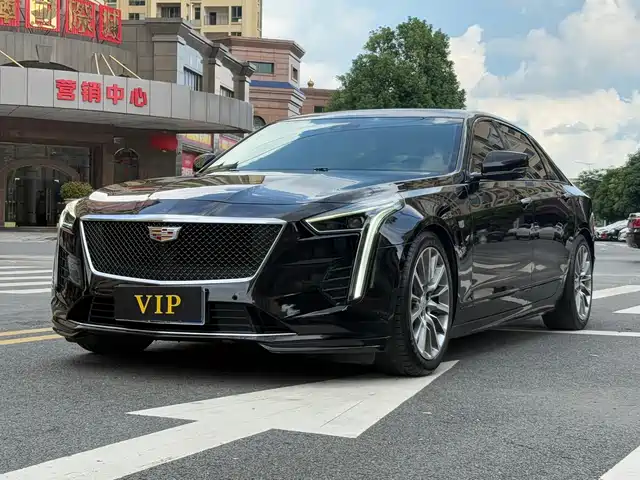 CADILLAC CT6
