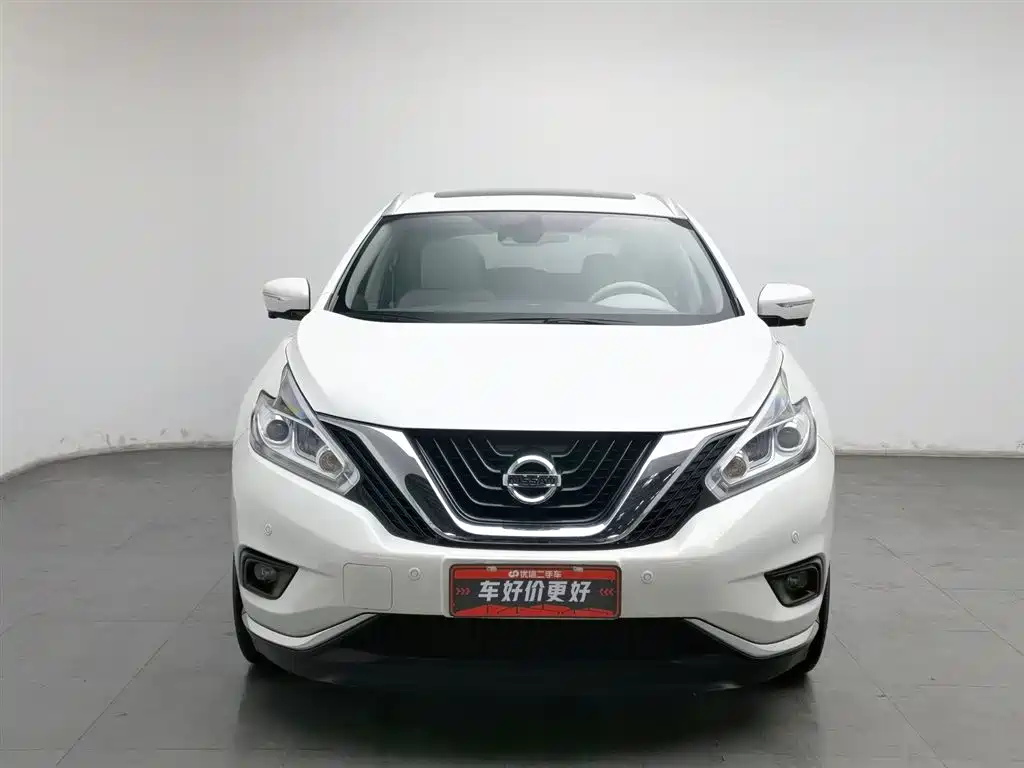NISSAN LOULAN