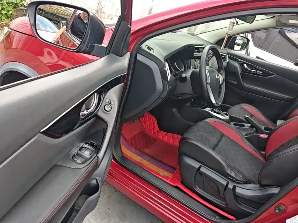 Nissan Qashqai — миниатюра 16