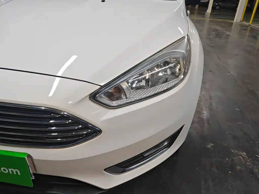 Ford Focus — миниатюра 24