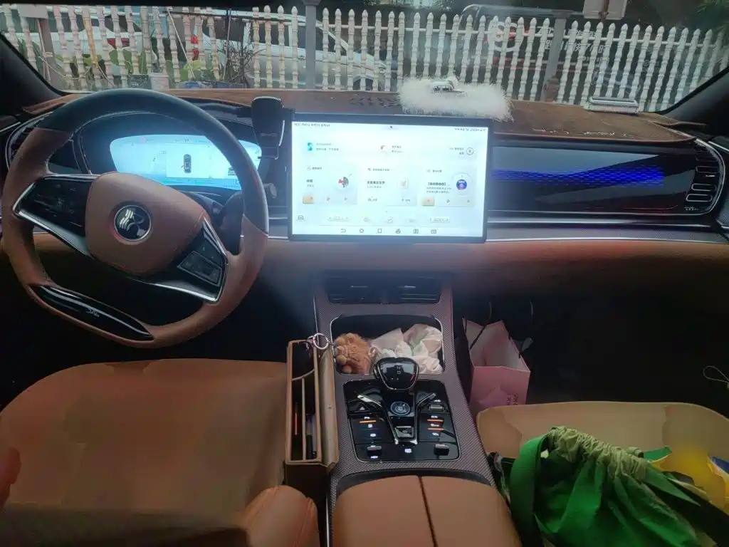 BYD Han — миниатюра 10
