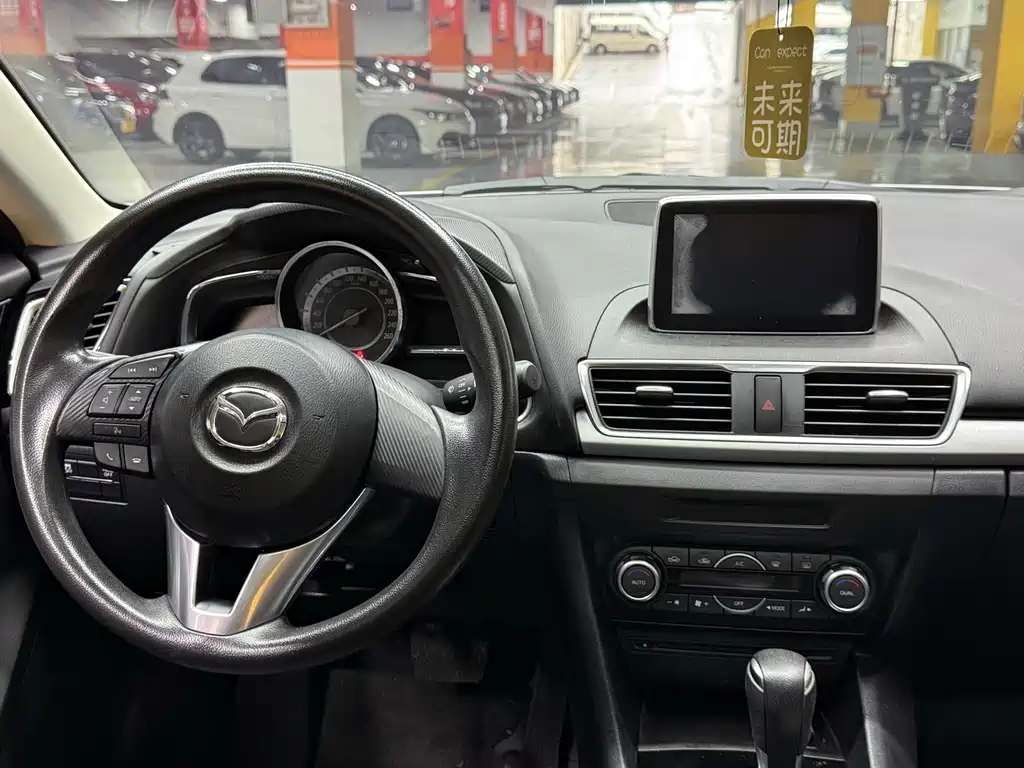 Mazda 3 Axela — миниатюра 17