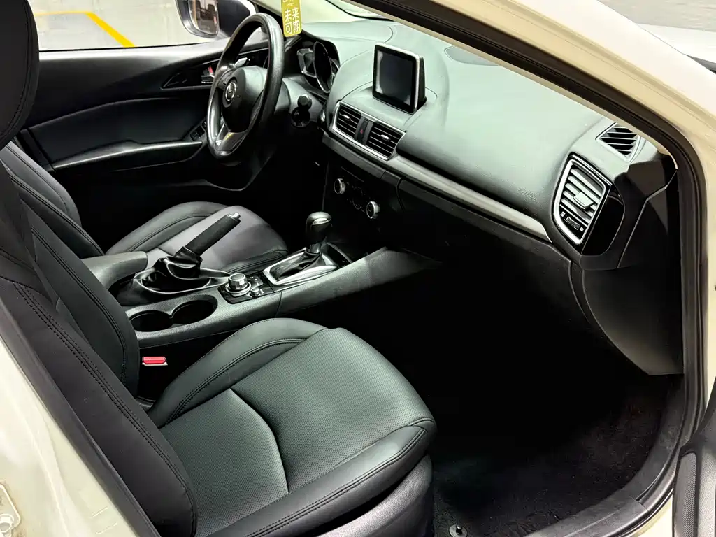 Mazda 3 Axela — миниатюра 12