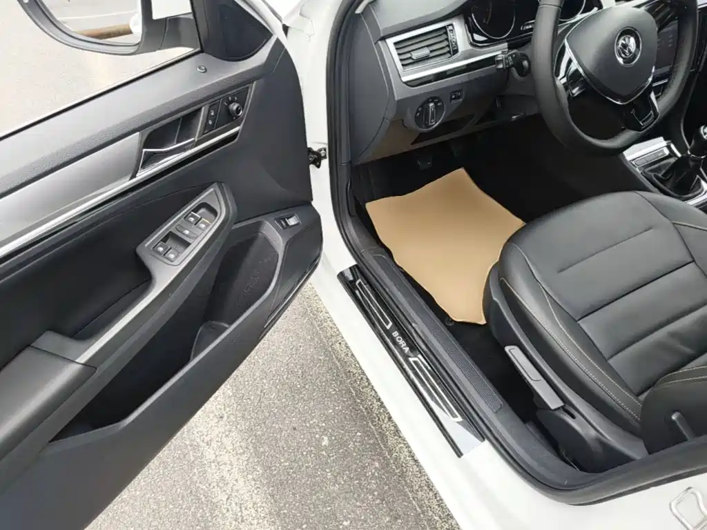 Volkswagen Bora — миниатюра 16